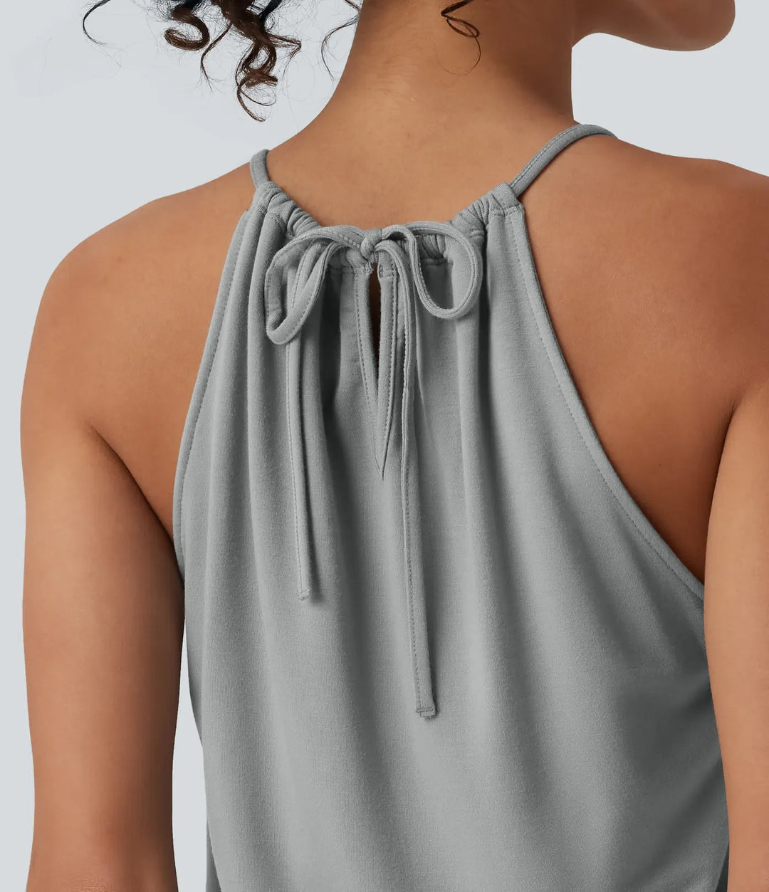 Halterneck ärmlös knytning i ryggen veckad vardaglig playsuit med fickor-Easy Peezy