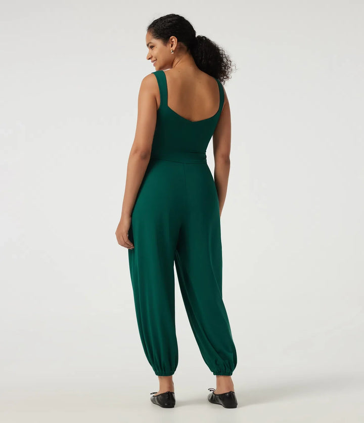 Diamantkrage ärmlös vardaglig jumpsuit med inbyggd BH och fickor -Easy Peezy Edition