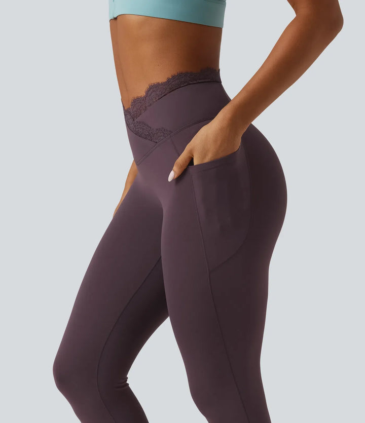 SoftlyZero högmidjad crossover kontrastspets yogaleggings med fickor