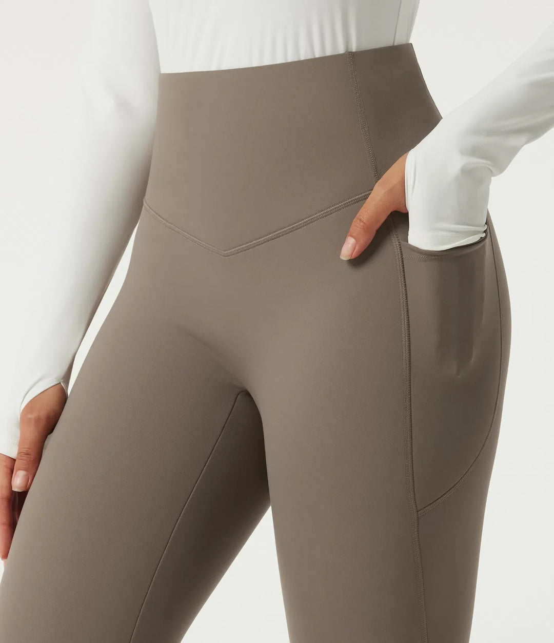 Lyckera UltraSculpt Heat högmidjad magkontroll fleece yogaleggings med fickor