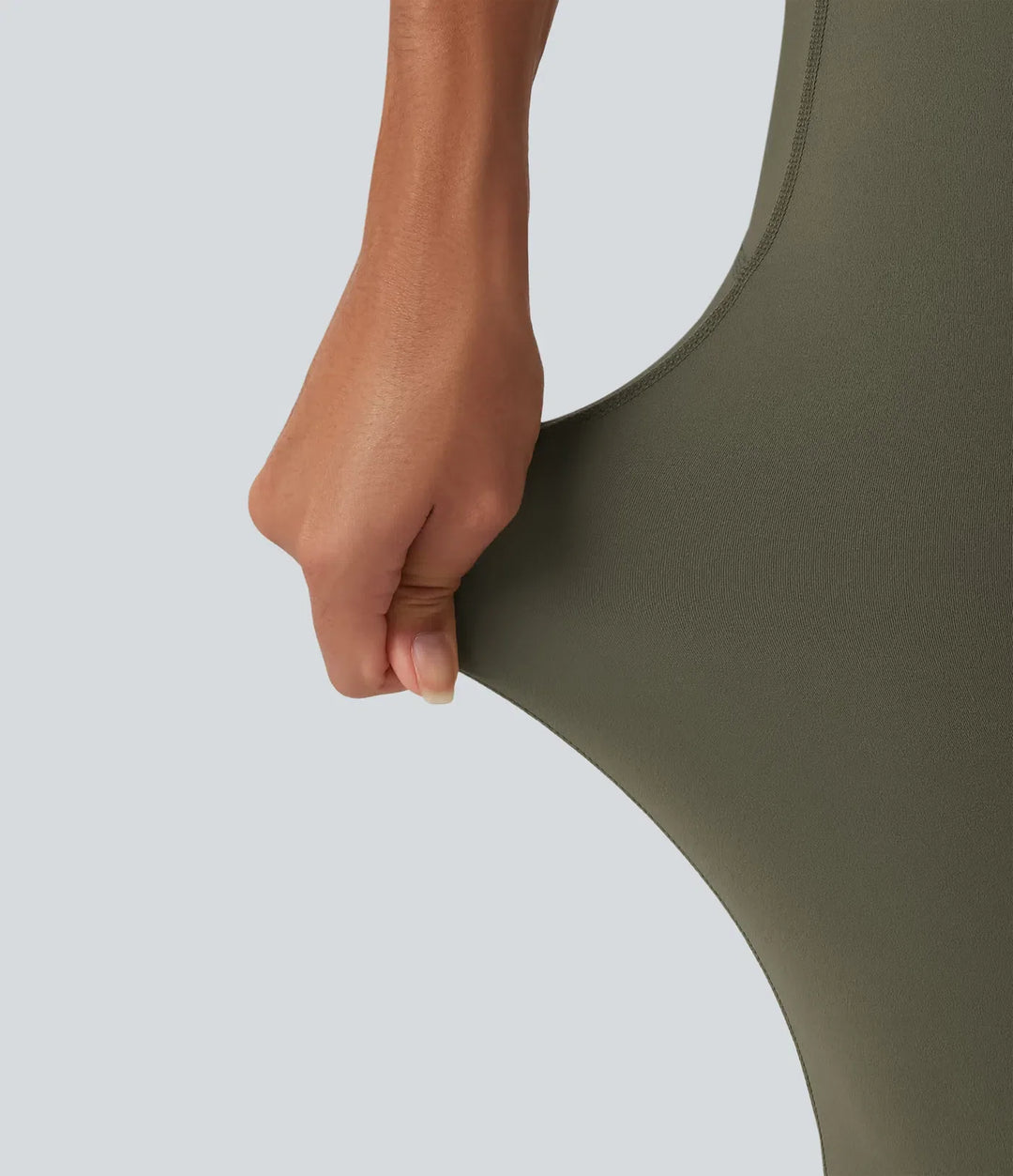 Lyckera UltraSculpt högmidjad crossover scrunch med rumplyft magkontroll formande yoga utsvängd leggings med fickor
