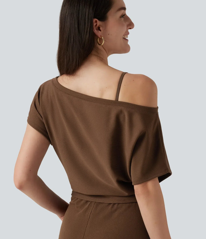 Enaxlad kortärmad asymmetrisk vardaglig jumpsuit med inbyggd BH och fickor -Easy Peezy Edition