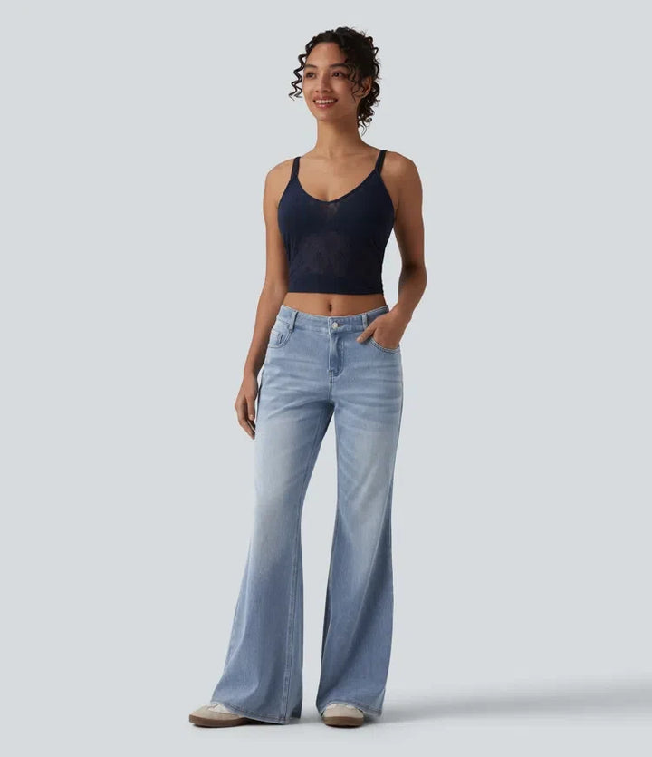 Halara Flex med låg midja utsvängd tvättad vardagsjeans med fickor
