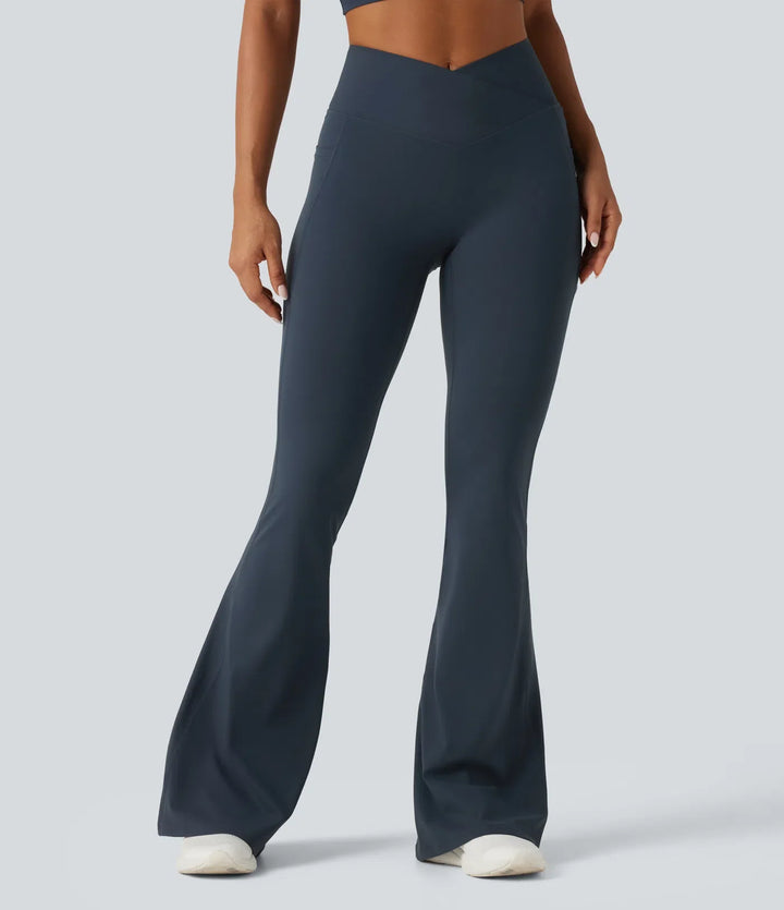 Halara UltraSculpt med hög midja omlott magkontroll utsvängd träningsleggings med fickor