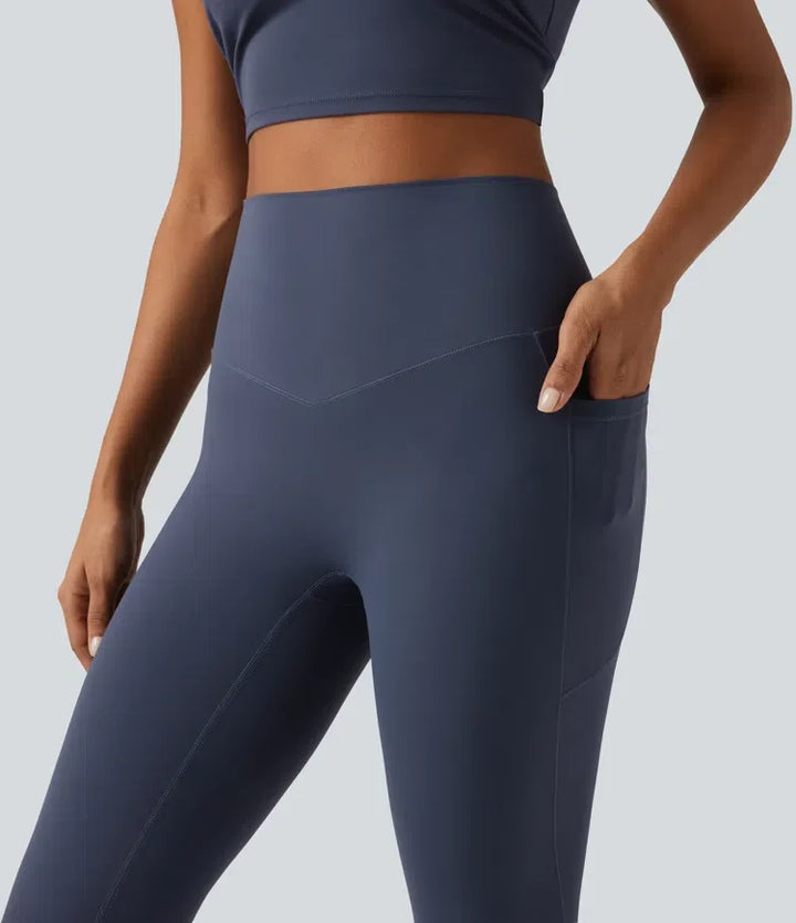 Halara UltraSculpt med hög midja spets upp utsvängd yogaleggings med fickor