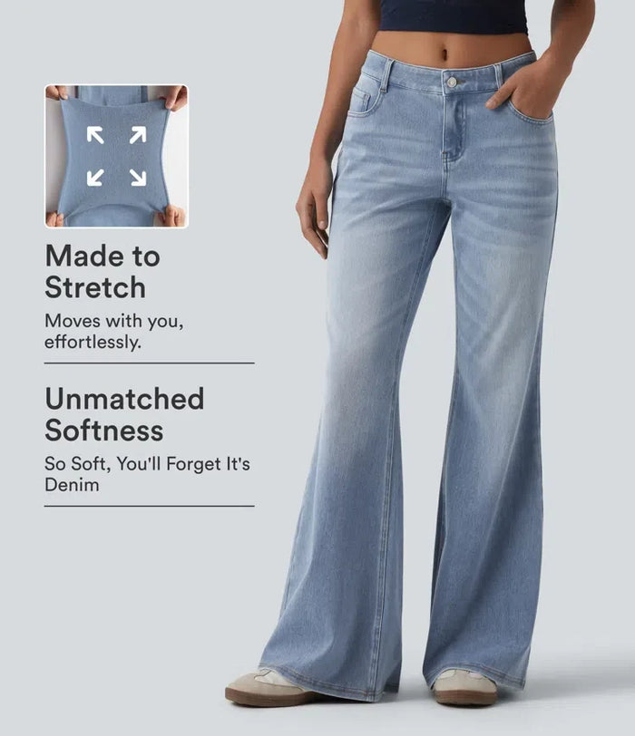 Halara Flex med låg midja utsvängd tvättad vardagsjeans med fickor