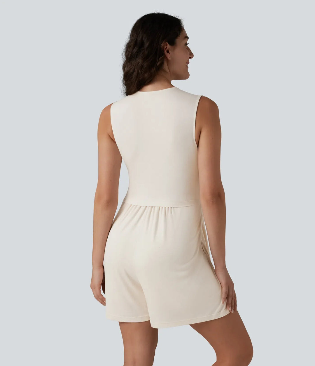 Ribbad V-ringad ärmlös rynkat inbyggd BH 2-i-1 vardaglig playsuit med fickor-Easy Peezy