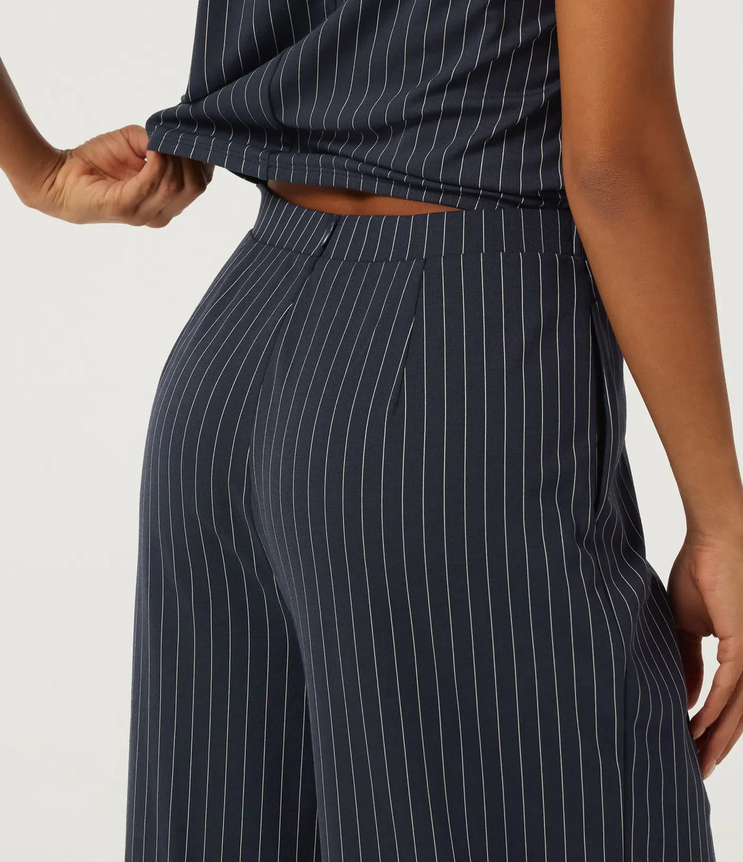 Notch ärmlös vida ben randig arbete jumpsuits med fickor - Easy Peezy Edition