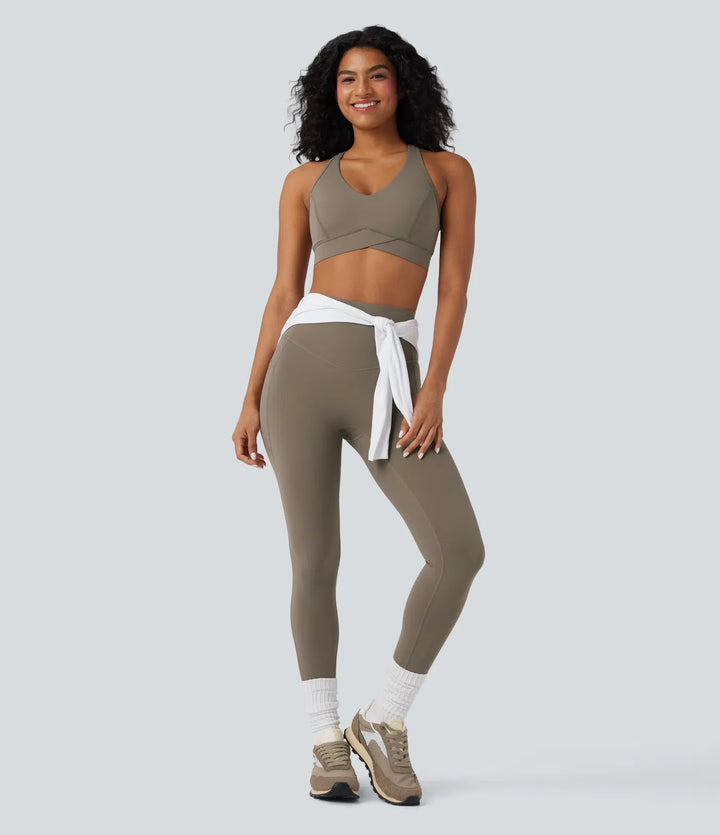 Halara UltraSculpt lätt stöd V-ringning brottarrygg träning sport-bh