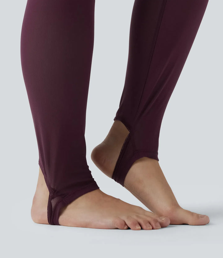 Breezeful med hög midja plisserad 2-i-1 kontrastmesh snabbtorkande dans plusstorlek stigbygel leggings med kjol med fickor