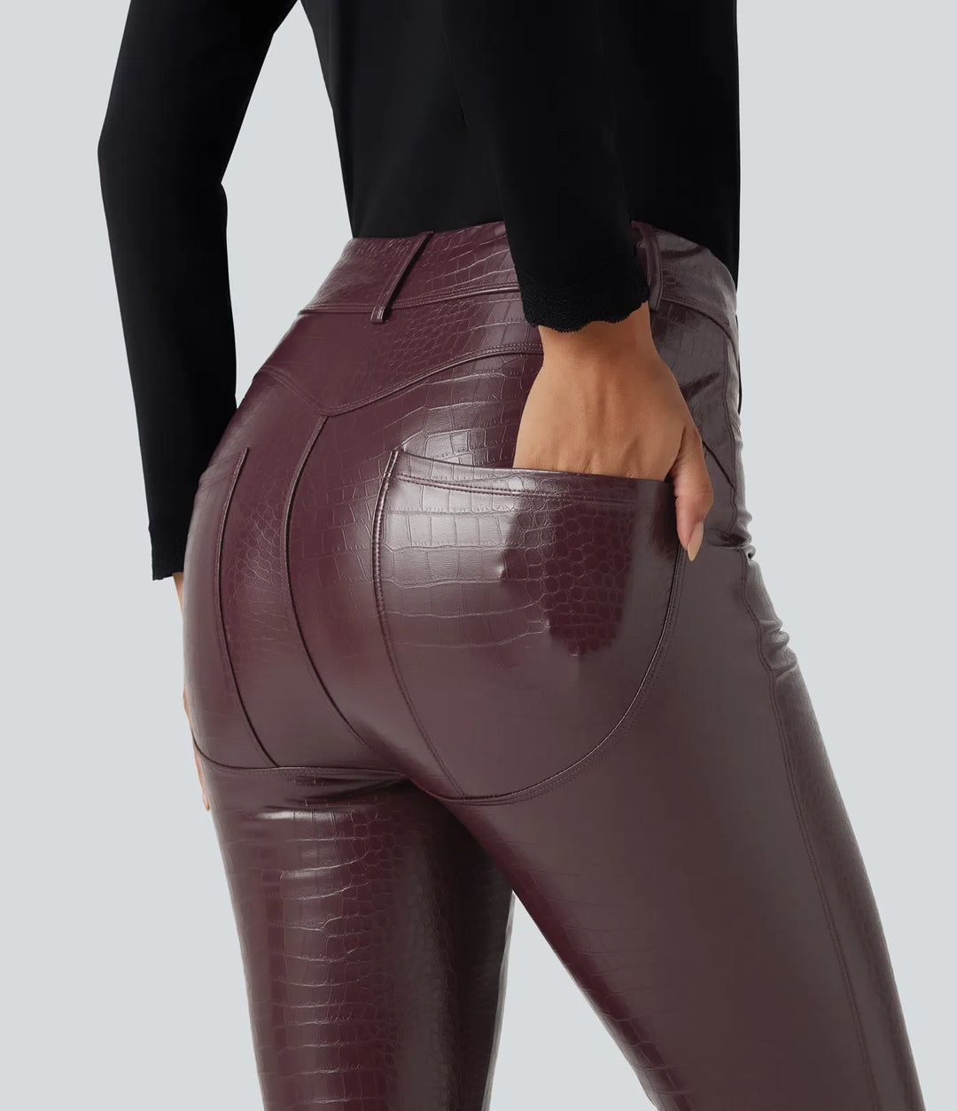 Med hög midja ormskinnsmönster tryck stretchig PU fleece vardagsleggings med fickor