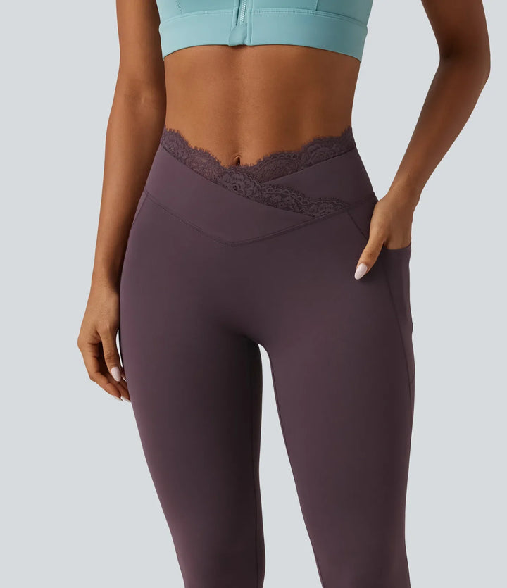 SoftlyZero högmidjad crossover kontrastspets yogaleggings med fickor