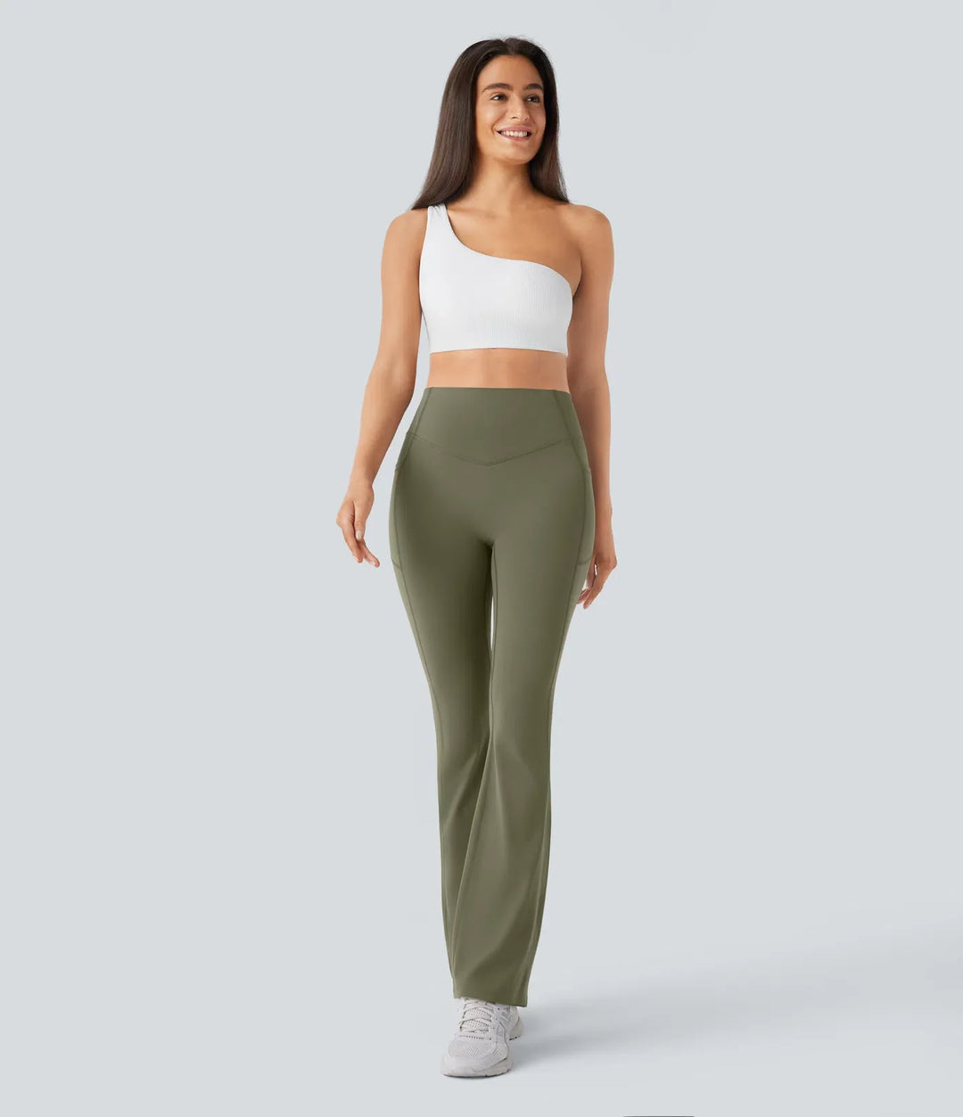 Halara UltraSculpt med hög midja scrunch-effekt rumplyftande magkontroll ficka formande yoga bootcut leggings