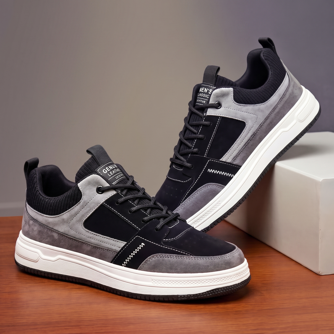 KINROSS PANELMÖSSADE SNEAKERS I MOCKA