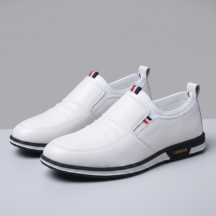 LIAM LÄDER SLIP-ON SNEAKERS